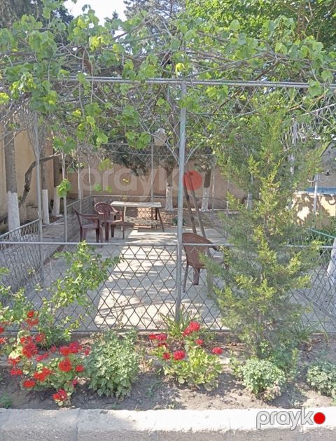 Satılır 5 otaqlı həyət evi/bağ evi 280 m² — Bakı