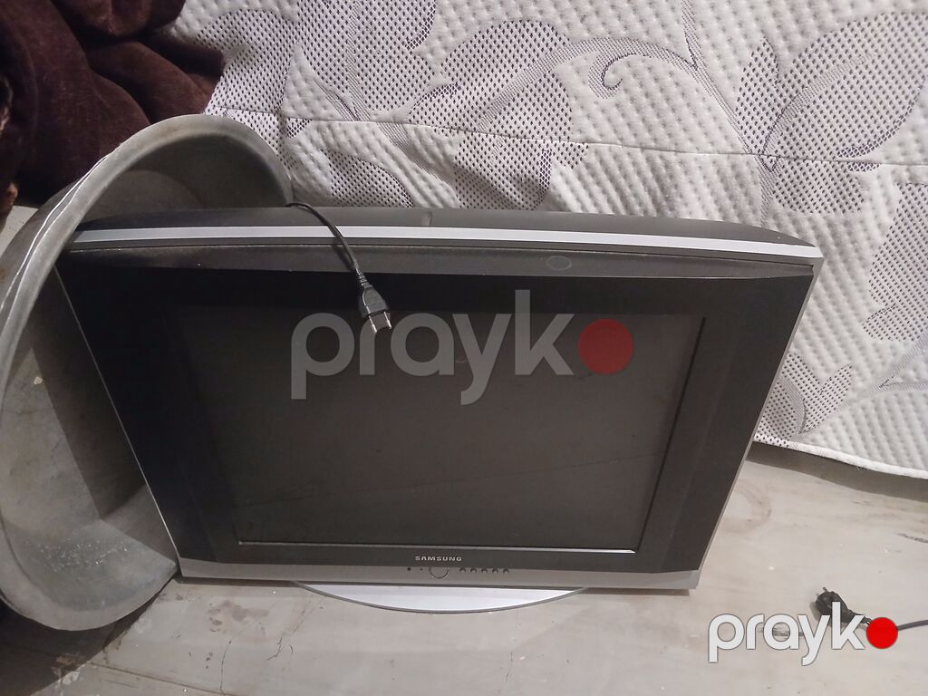 Samsung CRT televizor islekdir satilma sebebi koc oldugu ucun — Televizorlar, Bakı (2)