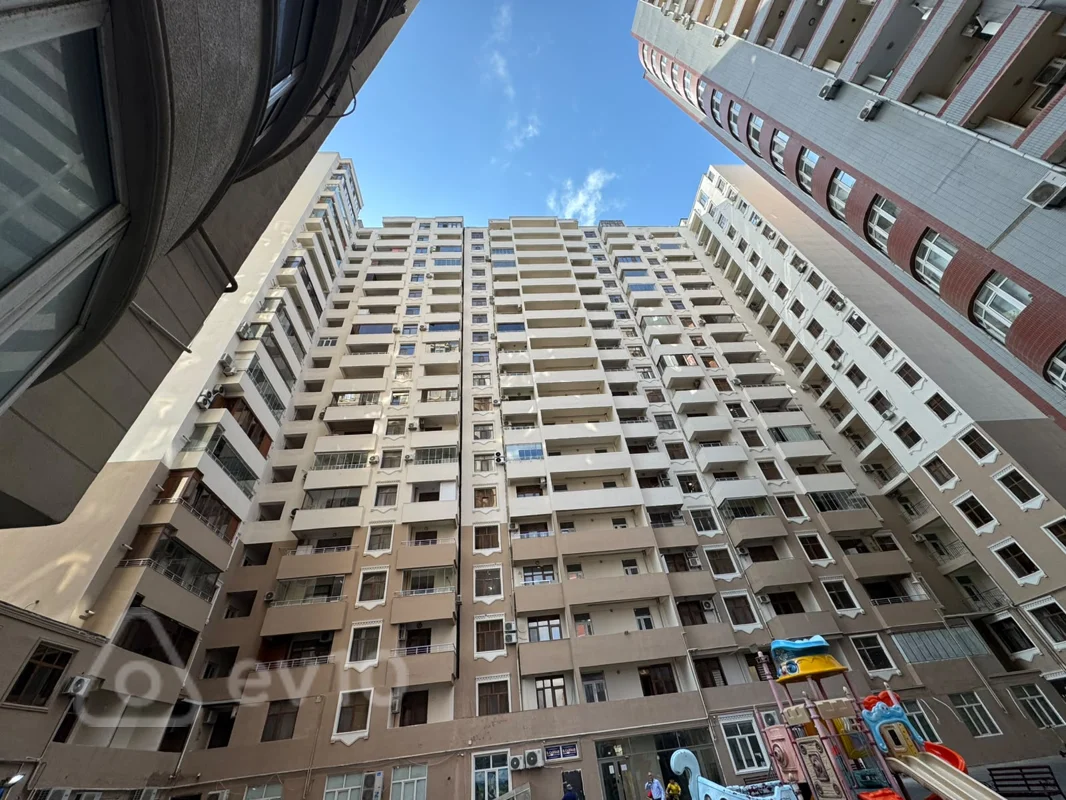 4 otaqlı mənzil, 211 m², Həsən Salmani küç — Mənzil, Bakı (2)