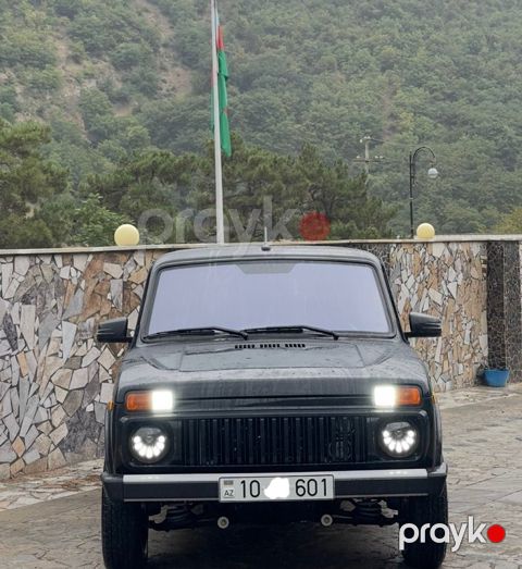 Lada (VAZ) Niva, 1.7 L, 2023 il, 23 000 km — Yardımlı