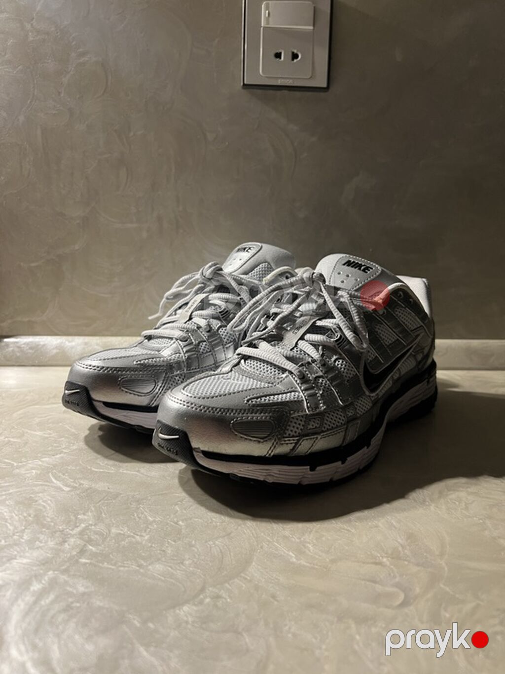 Nike P-6000 qadın idman ayaqqabısı – gümüşü/metalik rəngli — Krossovkalar, Bakı (3)