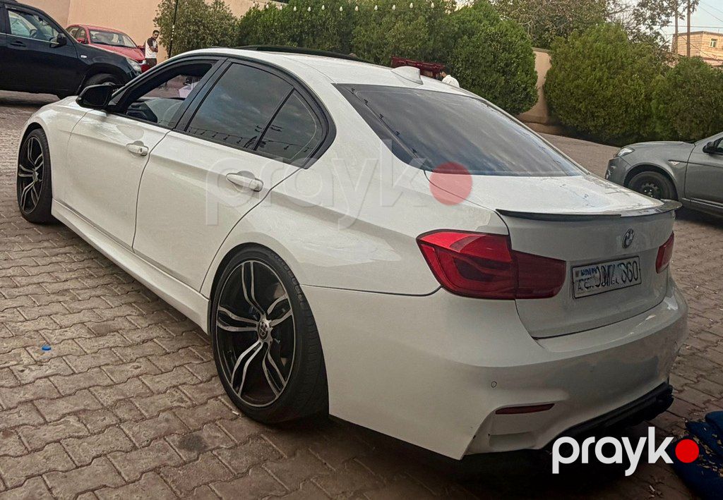 BMW 330, 2.0 L, 2015 il, 183 000 km — Avtomobillər, Naxçıvan (4)