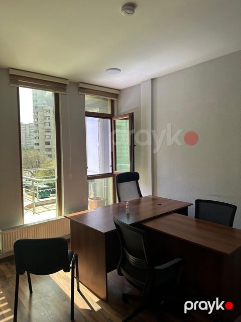 İcarəyə verilir 4 otaqlı ofis 90 m² — Bakı
