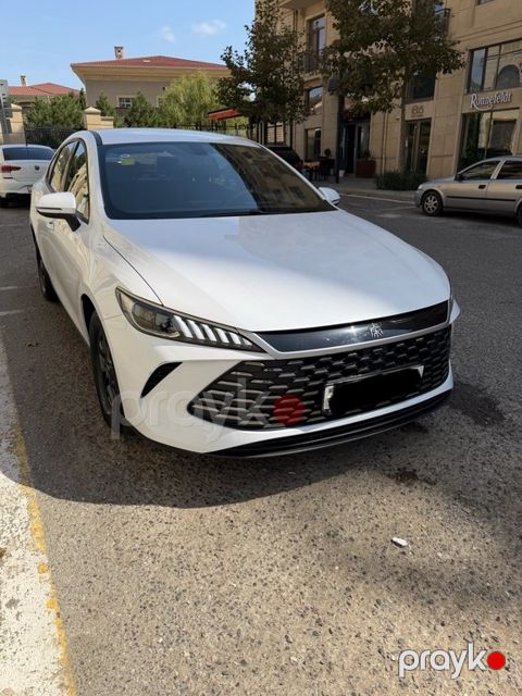 BYD Qin Plus, 1.5 L, 15.9 kWh, 2025 il, 10 500 km — Bakı