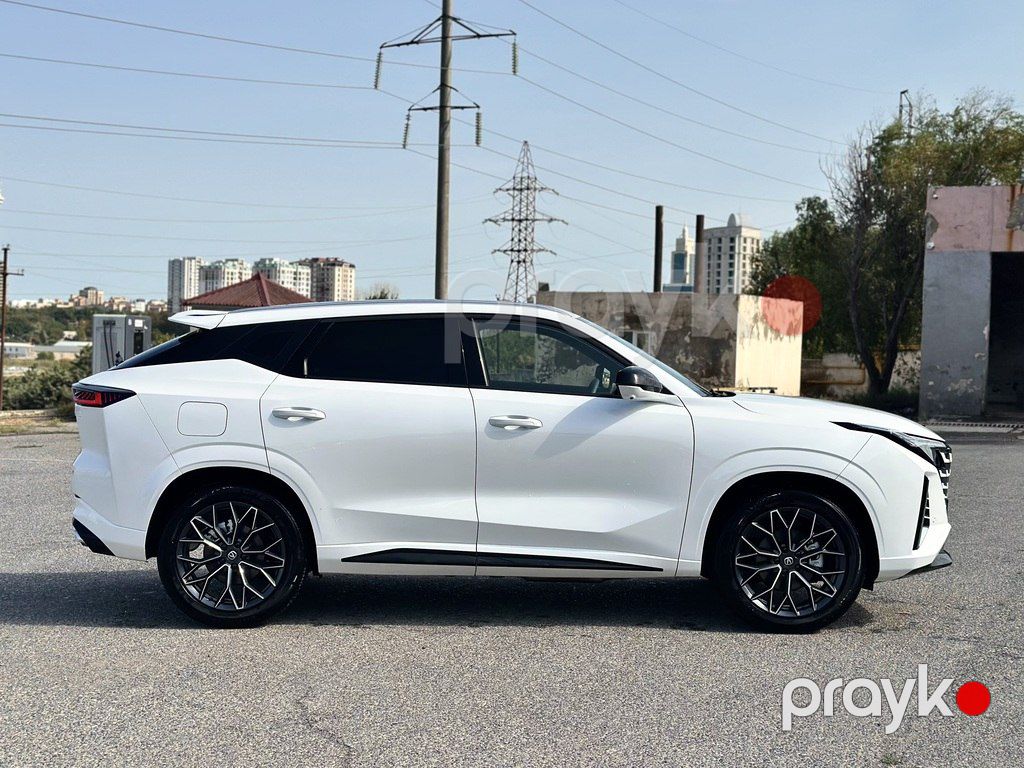 Changan Uni-Z, 1.5 L, 18.4 kWh, 2025 il, 9 500 km — Avtomobillər, Bakı (3)