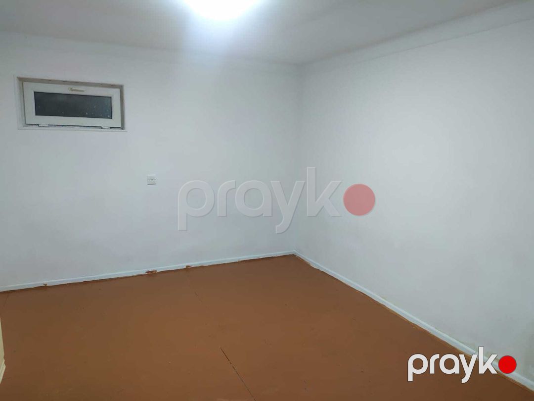 Satılır 1 otaqlı köhnə tikili 40 m² — Mənzil, Bakı (8)