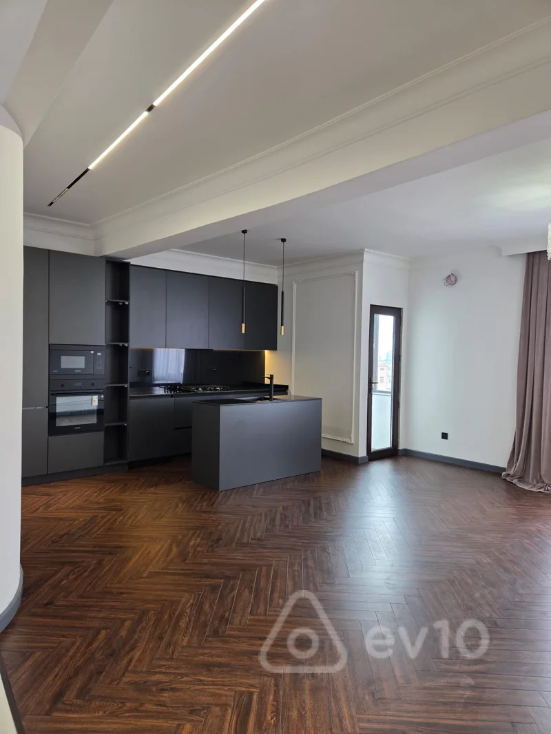 3 otaqlı mənzil, 142 m², tib uni — Mənzil, Bakı (2)