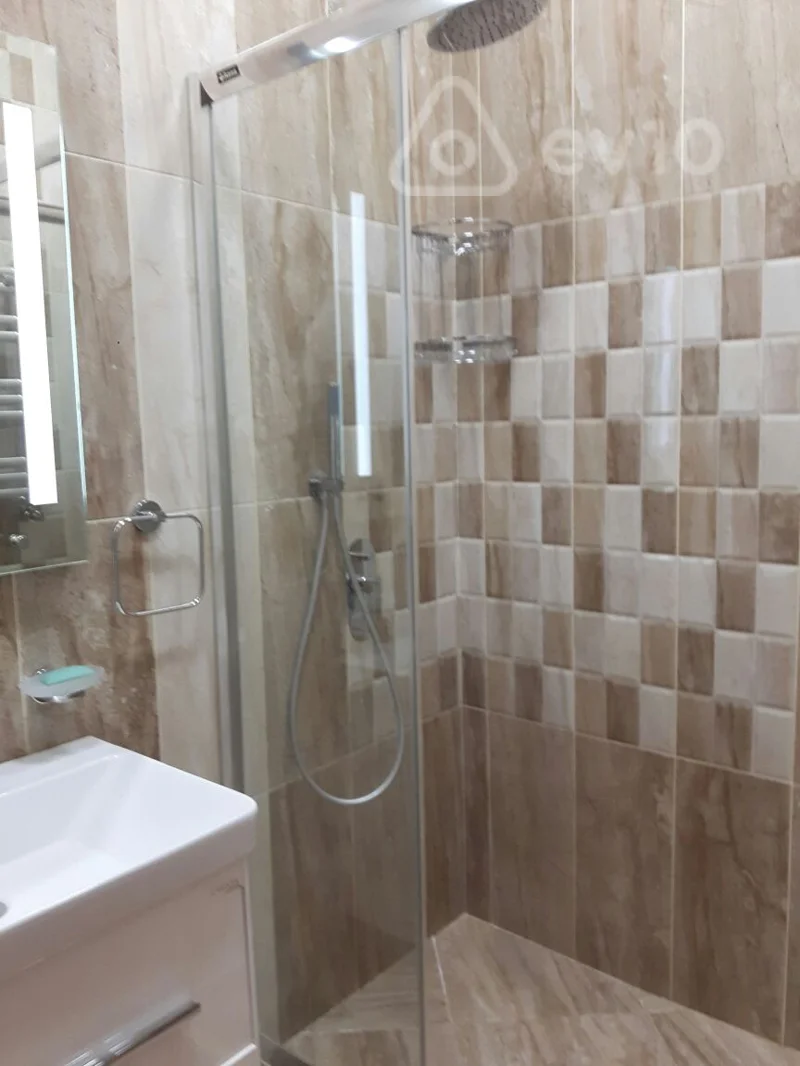3 otaqlı mənzil, 110 m², Mərdanov Qardaşları küçəsi — kirayə — Mənzil, Bakı (10)