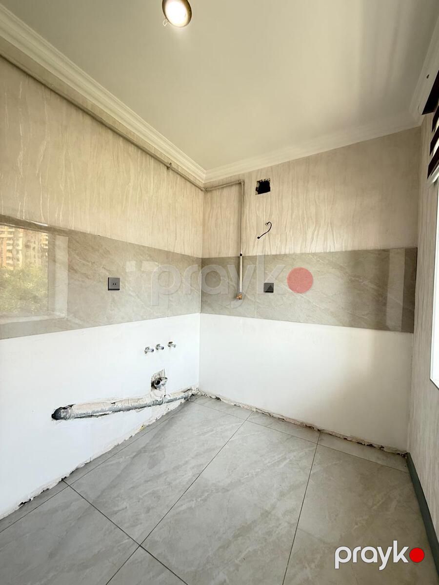 Satılır 2 otaqlı köhnə tikili 57 m² — Mənzil, Bakı (7)