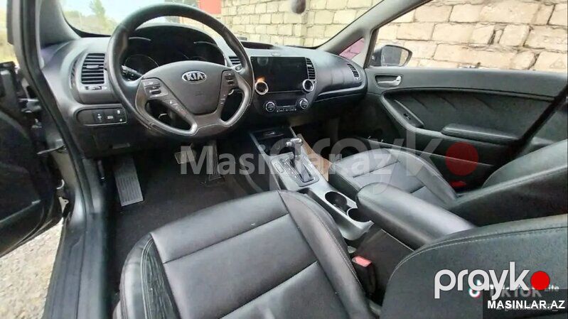 Kia K3, 2015 il — Avtomobillər, Bakı (8)
