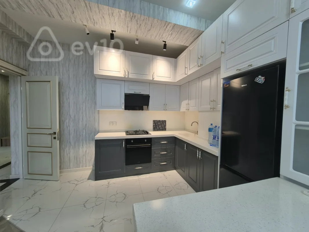 3 otaqlı mənzil, 100 m², Nərimanov metrosunun yaxınlığı — kirayə — Mənzil, Bakı (5)