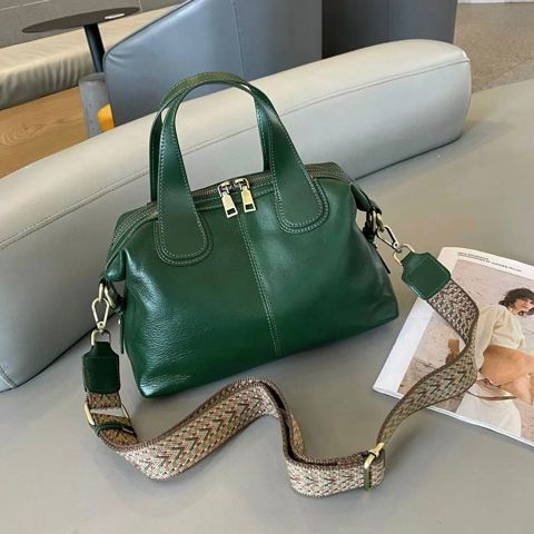 Qadınlar üçün çiyin çantası dəri 3028 Green — Bakı