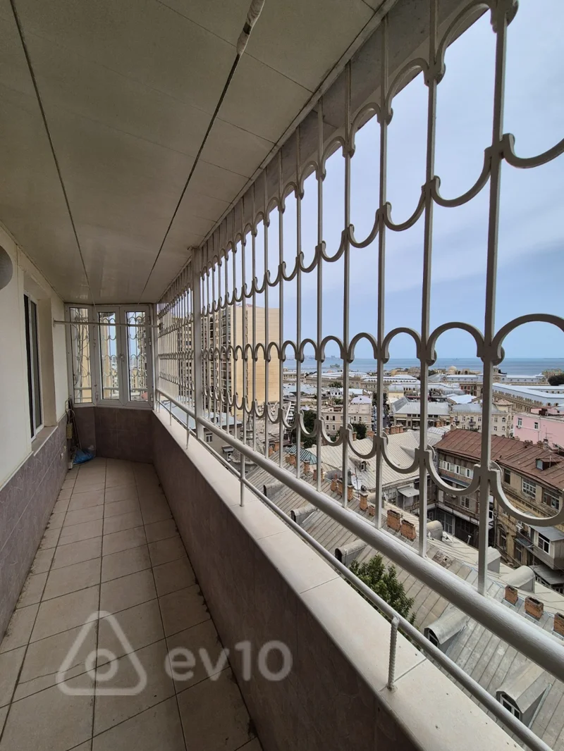 5 otaqlı mənzil, 340 m², Həsən Abdullayev küç — kirayə — Mənzil, Bakı (11)