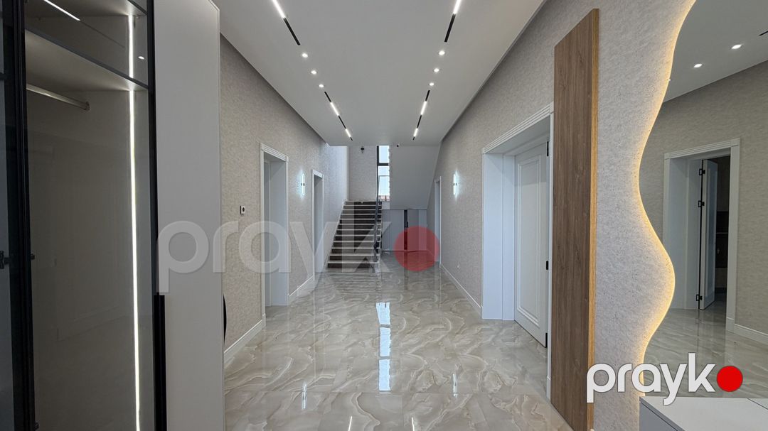 Satılır 6 otaqlı həyət evi/bağ evi 350 m² — Ev, villa, Bakı (12)