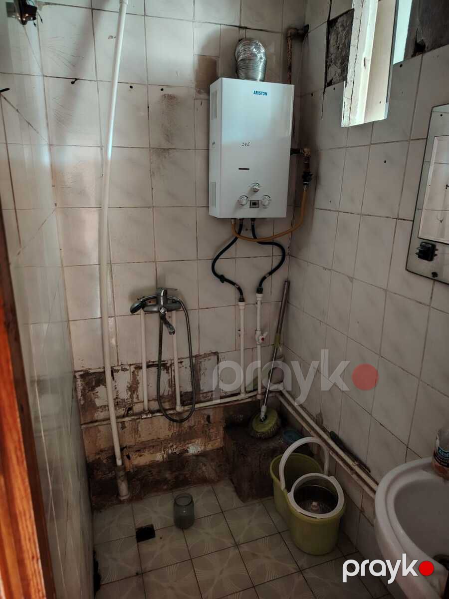 Satılır 2 otaqlı köhnə tikili 45 m² — Mənzil, Bakı (11)