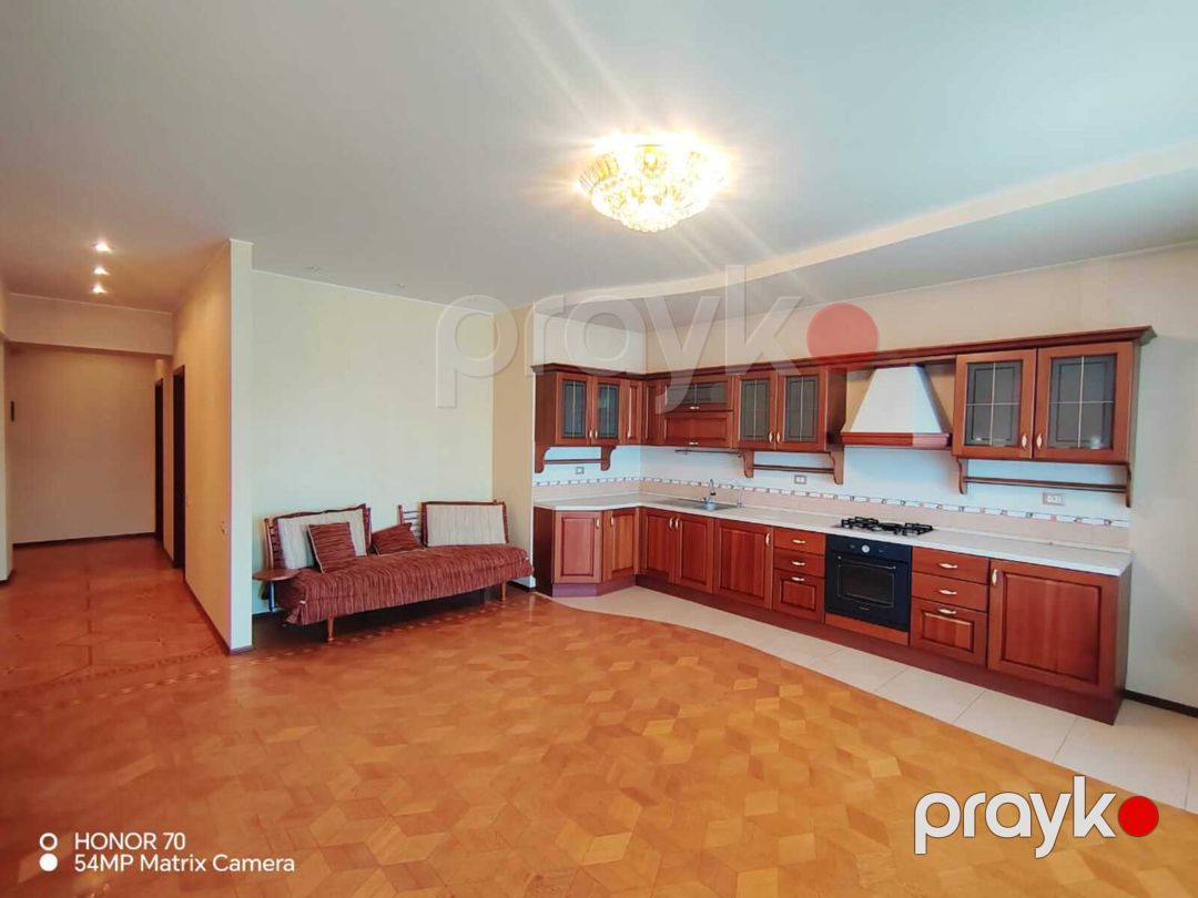Satılır 2 otaqlı yeni tikili 150 m² — Mənzil, Bakı (8)