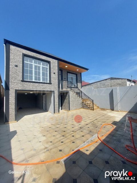 Suraxanı rayonunda 3 otaqlı Həyət evi Satılır, 200 m² — Bakı