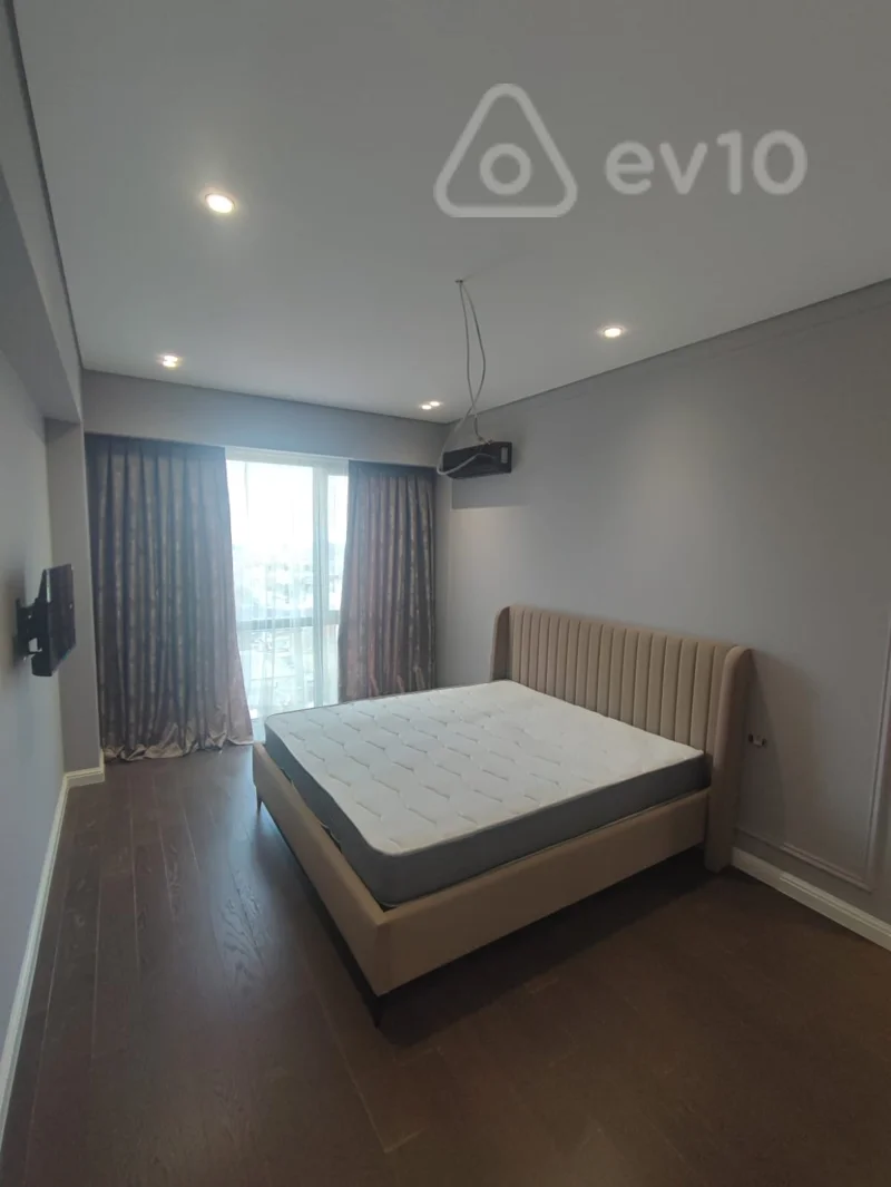 4 otaqlı mənzil, 129 m², İslam Abışov küçəsi — kirayə — Mənzil, Bakı (6)