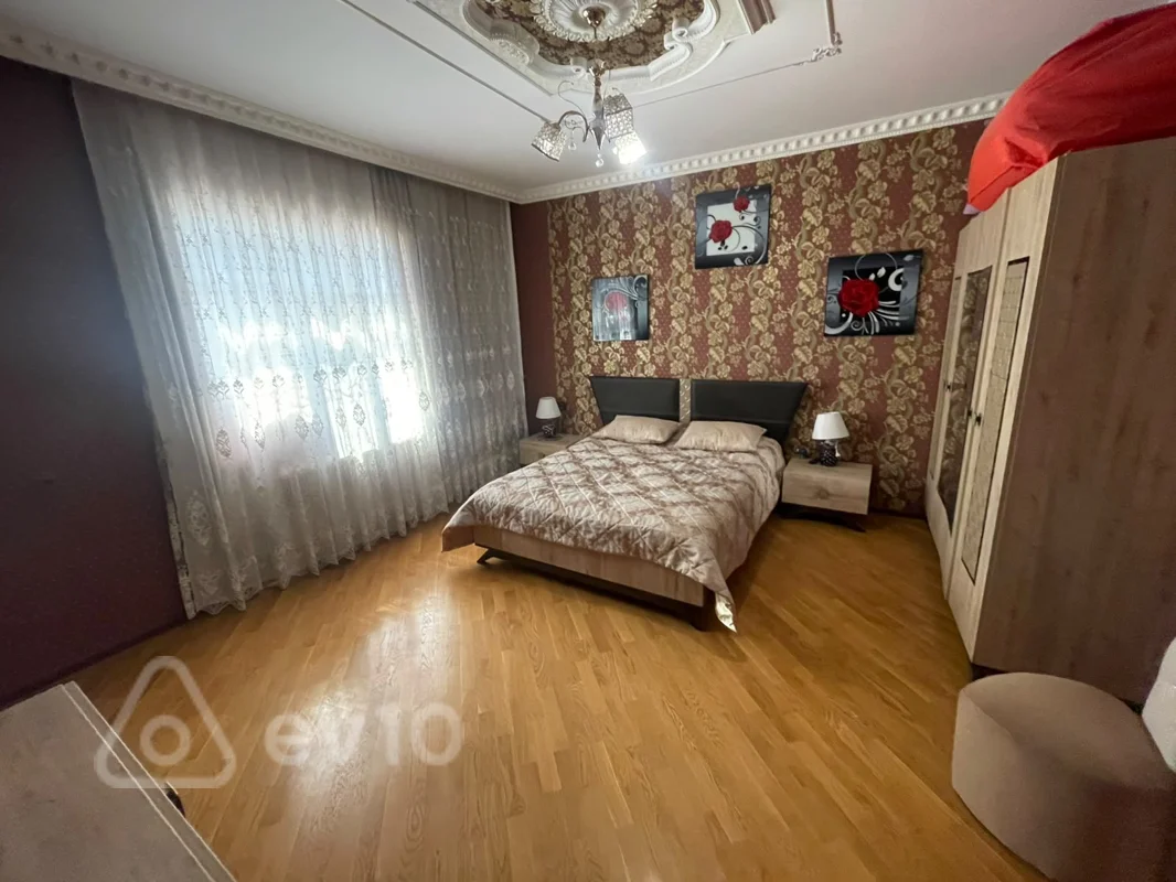 8 otaqlı həyət evi, 270 m², Zabrat — Ev, villa, Bakı (11)