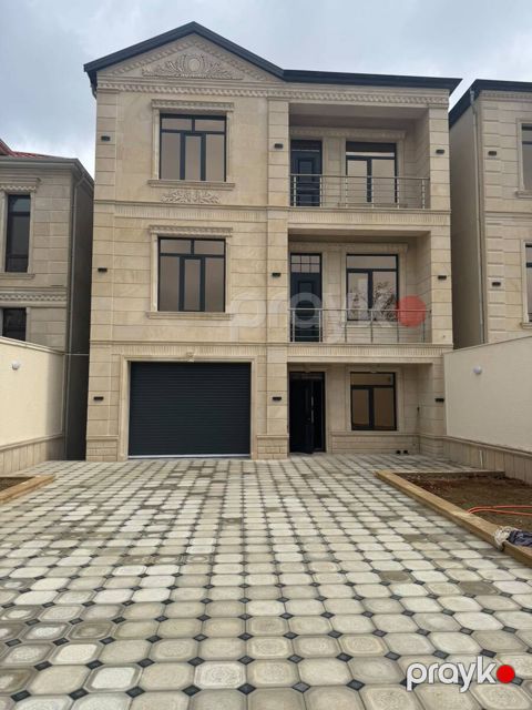Satılır 6 otaqlı həyət evi/bağ evi 350 m² — Bakı