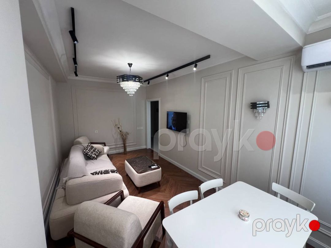Satılır 2 otaqlı köhnə tikili 75 m² — Mənzil, Bakı (3)