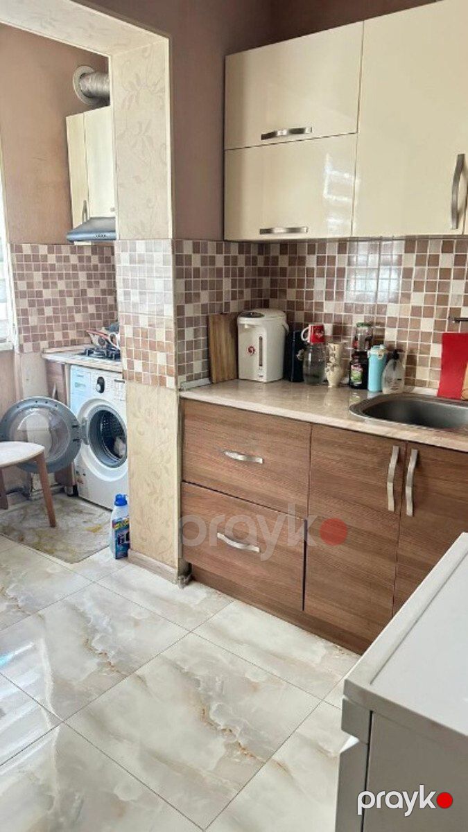 Satılır 4 otaqlı köhnə tikili 100 m² — Mənzil, Bakı (9)