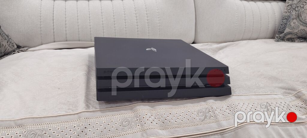 Sony PlayStation 4 Pro (PS4 Pro) oyun konsolu Problemsiz cihaz — Oyun konsolları, Qobu (2)