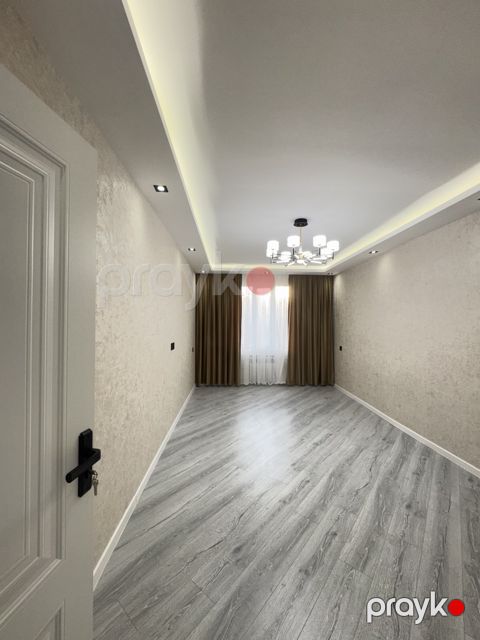 Satılır 2 otaqlı köhnə tikili 55 m² — Bakı