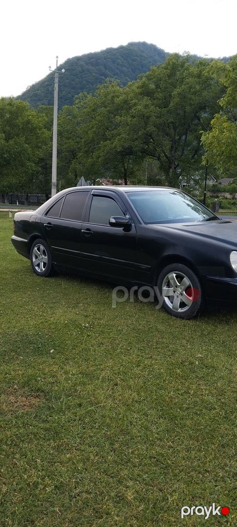 Mercedes E 220, 2000 il — Qax