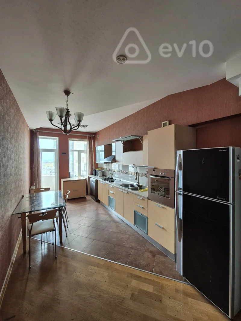 5 otaqlı mənzil, 340 m², Həsən Abdullayev küç — kirayə — Mənzil, Bakı (4)