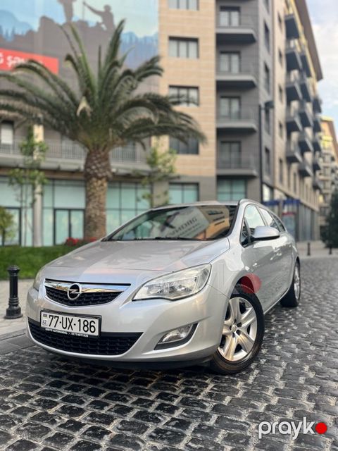 Opel Astra, 1.4 L, 2011 il, 237 000 km — Bakı