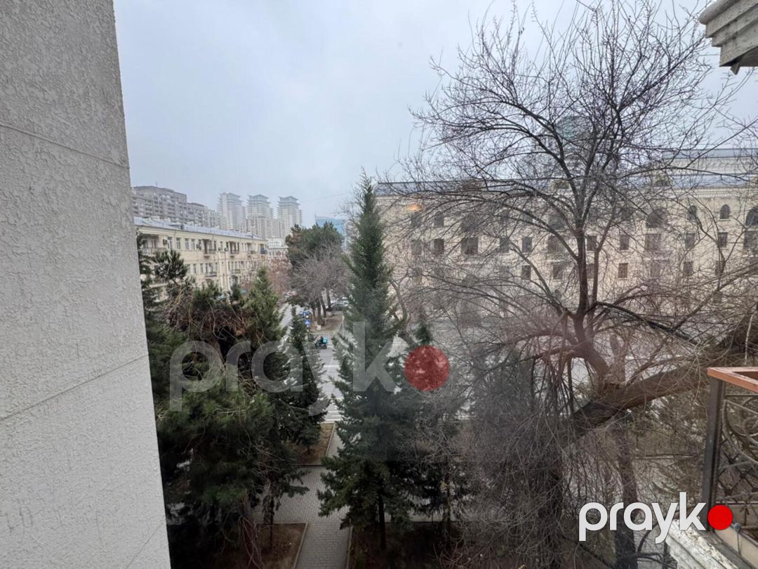 Satılır 2 otaqlı köhnə tikili 60 m² — Mənzil, Bakı (10)