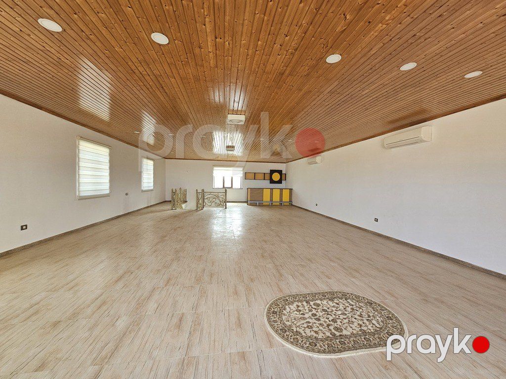Satılır 4 otaqlı həyət evi/bağ evi 250 m² — Ev, villa, Bakı (9)