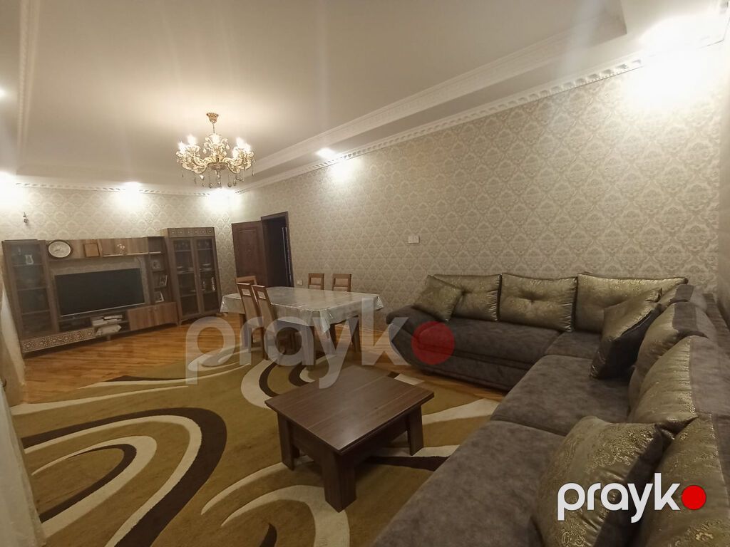 Masazirda 6 sotda 3 mərtəbəli geniş ev — satilir Əvvəl 355 000 — Ev, villa, Masazır (4)