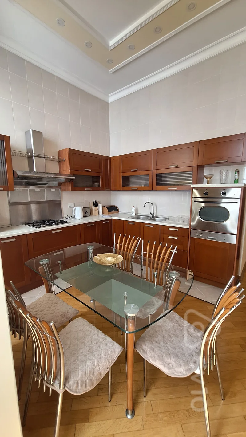 3 otaqlı mənzil, 100 m², Nizami küc 55ev55 — kirayə — Mənzil, Bakı (9)
