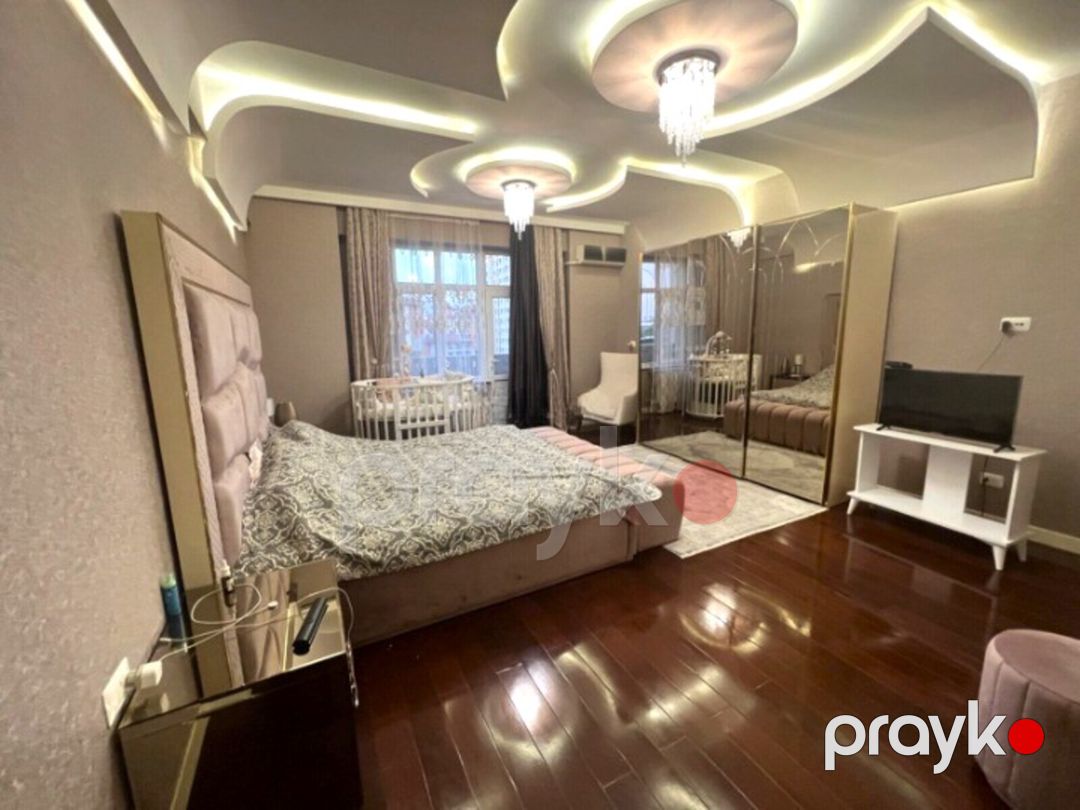 Satılır 4 otaqlı yeni tikili 220 m² — Mənzil, Bakı (7)