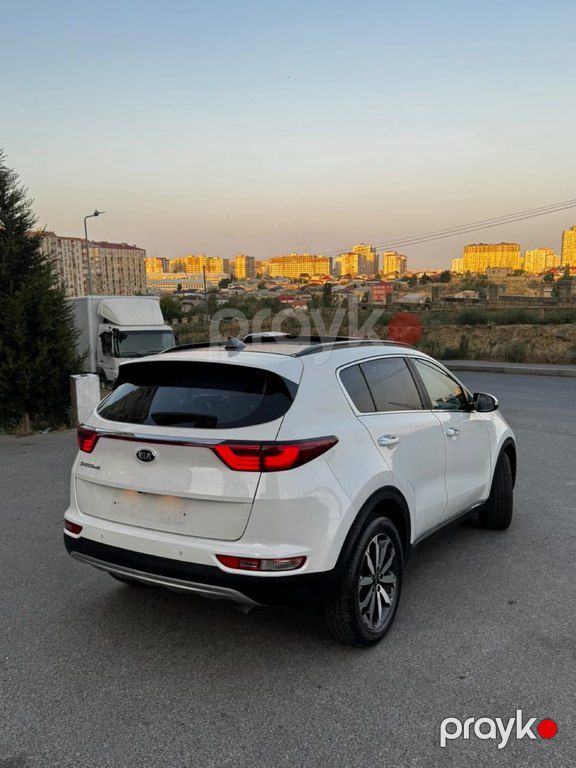 Kia Sportage, 1.7 L, 2017 il, 200 000 km — Avtomobillər, Bakı (6)