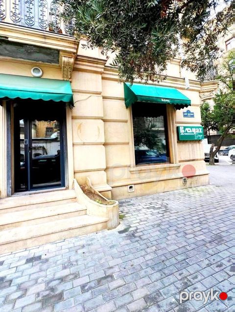 İcarəyə verilir obyekt 105 m² — Bakı