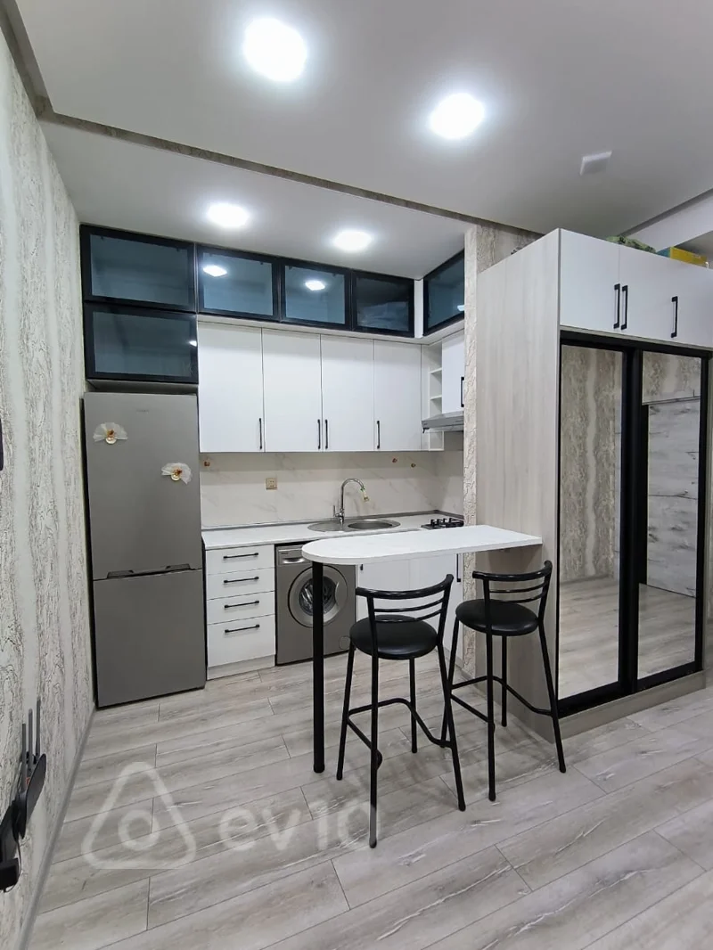 2 otaqlı mənzil, 65 m², cavansir kucesi — kirayə — Bakı