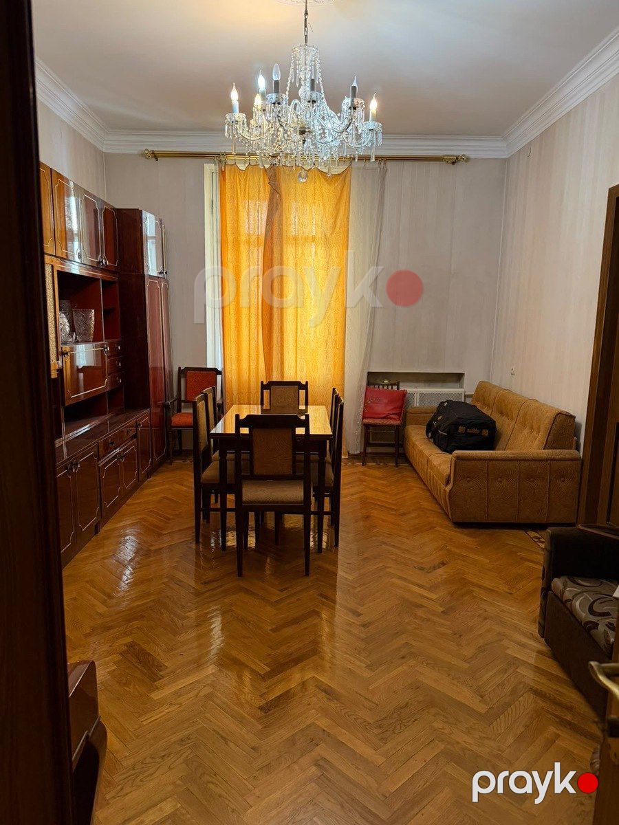 Satılır 4 otaqlı köhnə tikili 91.9 m² — Mənzil, Bakı (2)