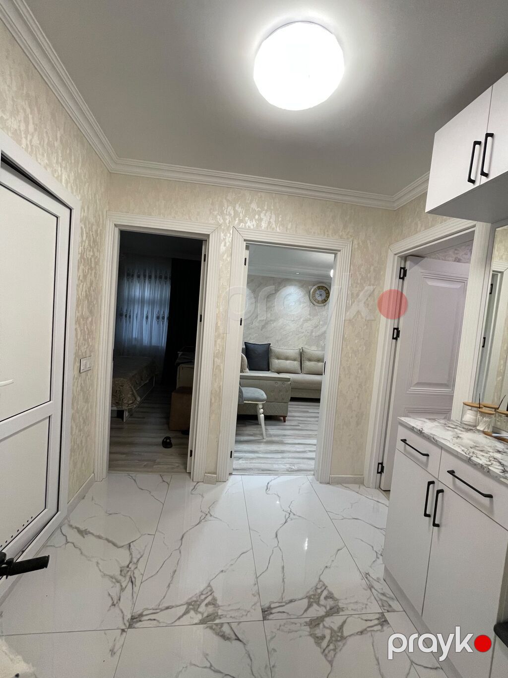 Salam ev uzunmüddətli verilir. Qara Qarayev metrosu ilə 300 metr — Mənzil, Bakı (9)