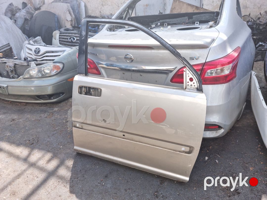 "Nissan X Trail T30" qapısı — Ehtiyat hissələri və aksesuarlar, Bakı (2)
