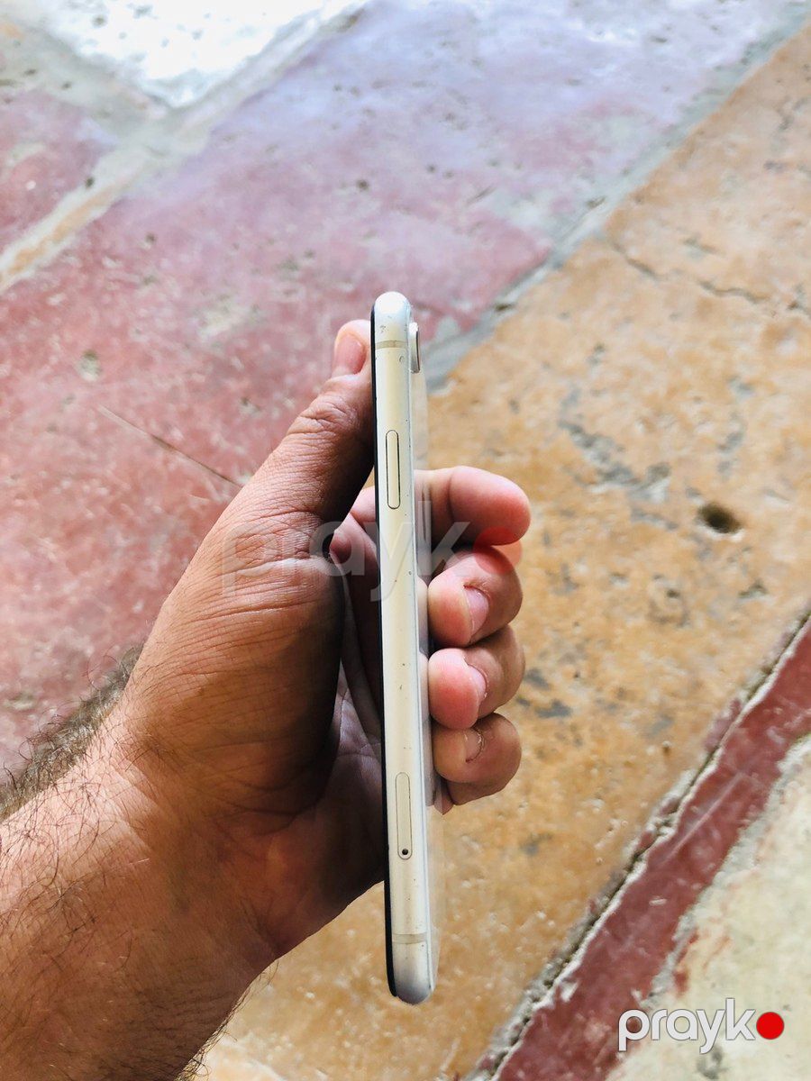 Apple iPhone XR White 128GB/3GB — Smartfonlar, Gəncə (4)
