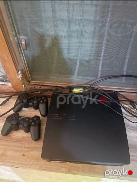 Orginal pult ilə Türkiyədən orginal gəlmiş playstation + 30dan çox — Bakı