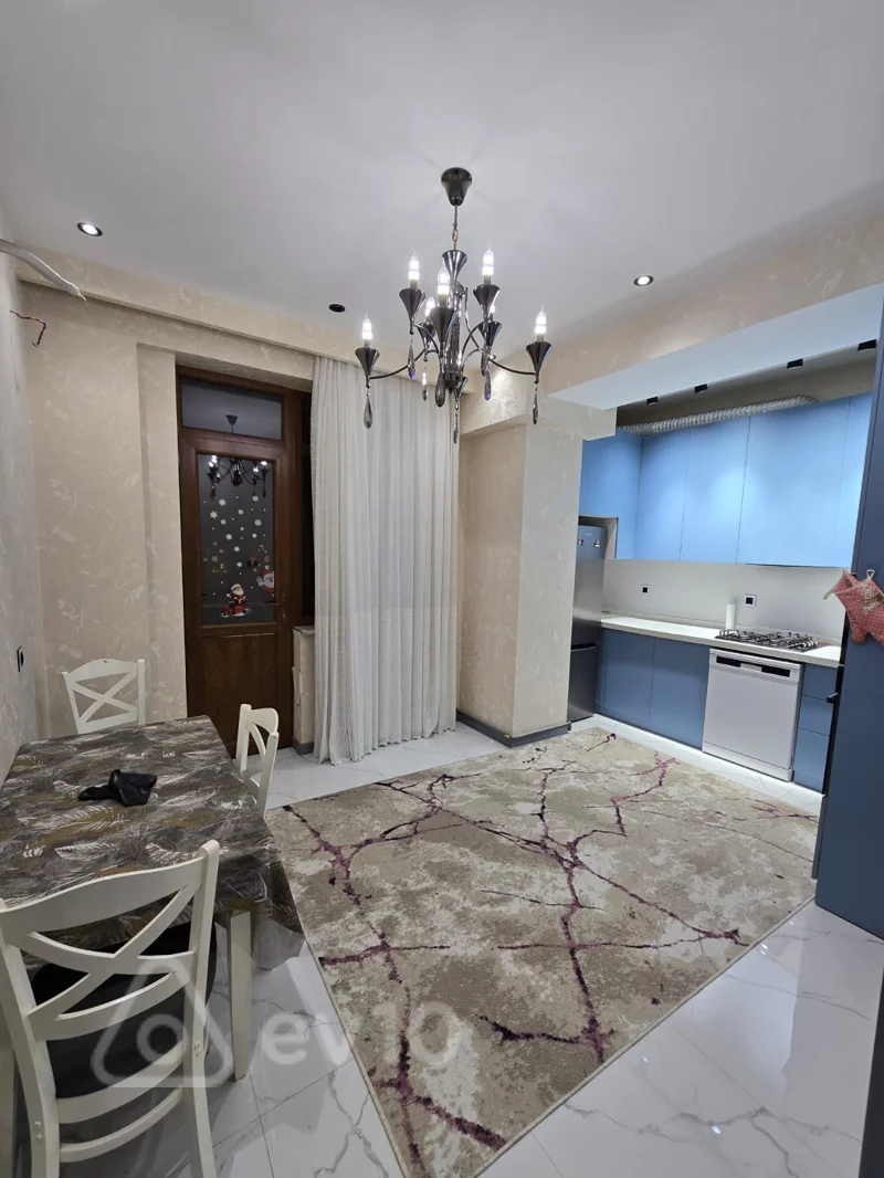 3 otaqlı mənzil, 110 m², Təbriz küç — kirayə — Mənzil, Bakı (2)
