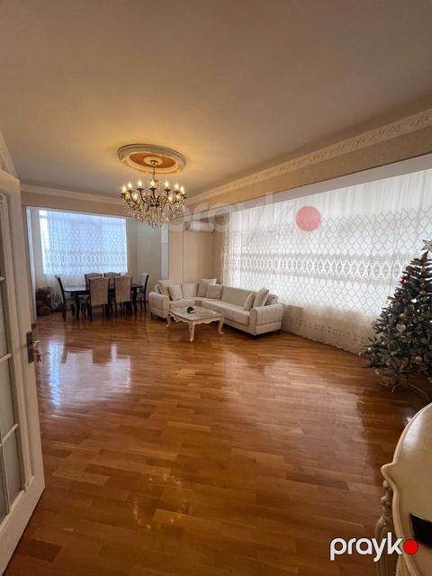 İcarəyə verilir 3 otaqlı yeni tikili 110 m² — Bakı