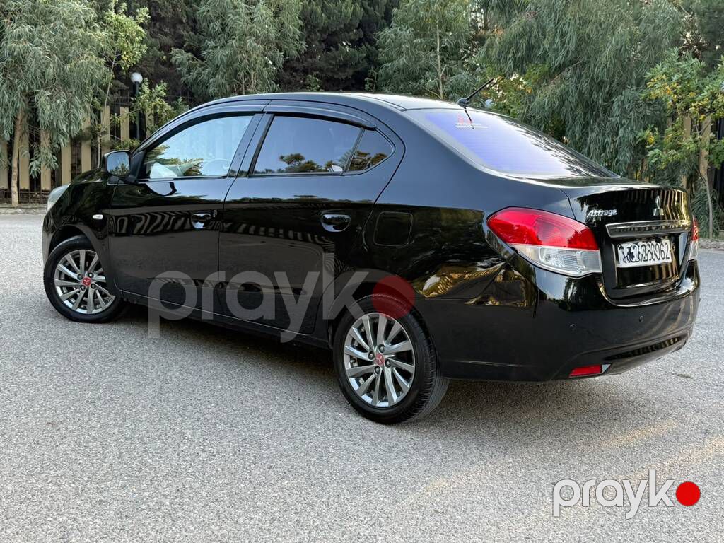 Mitsubishi Attrage, 1.2 L, 2014 il, 210 000 km — Avtomobillər, Bakı (10)