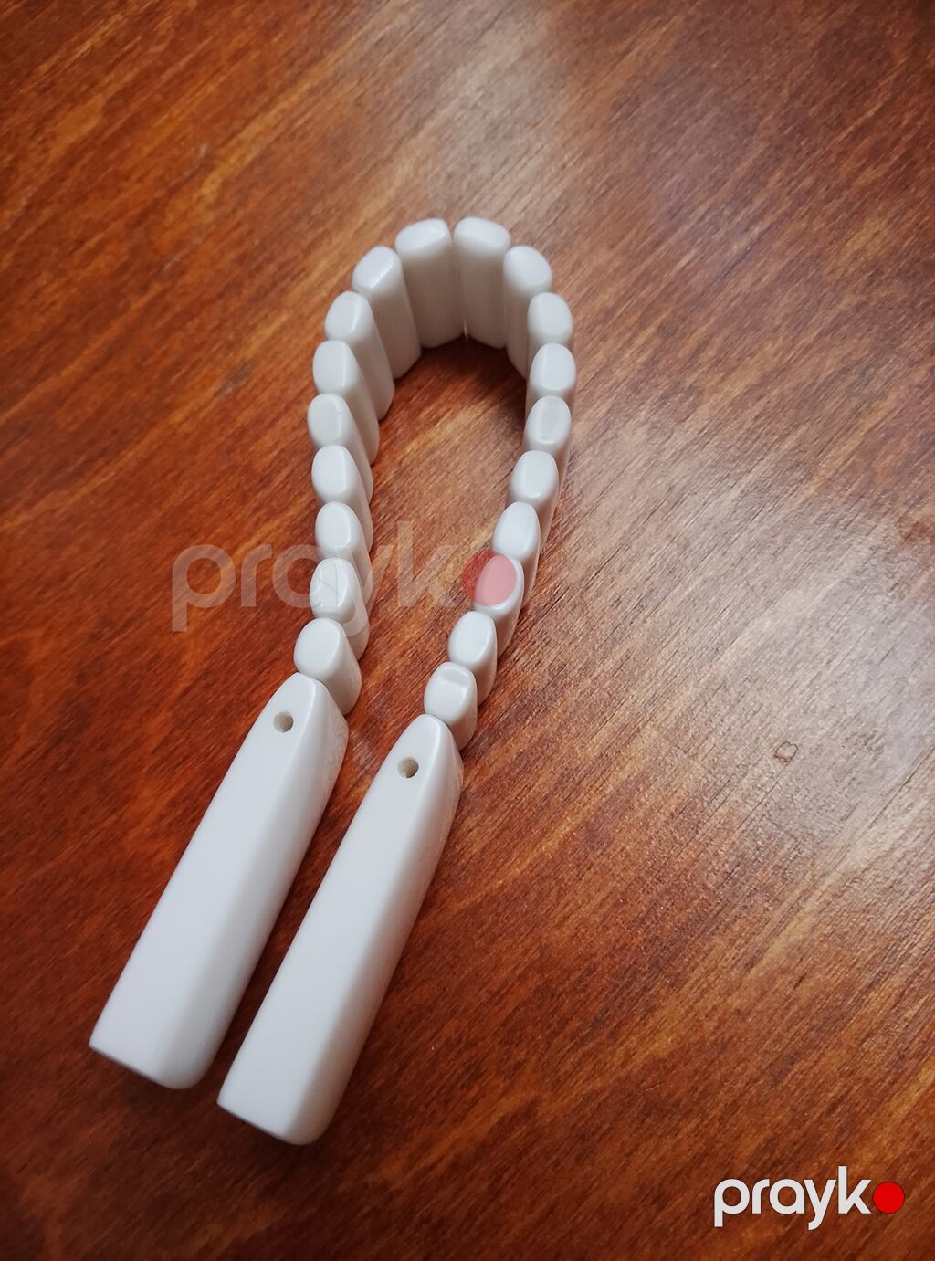 Əl işidir təsbeh - Material: davamlı, qalın plastik - Rəng: tam ağ — Uca bilərziklər, Bakı (4)