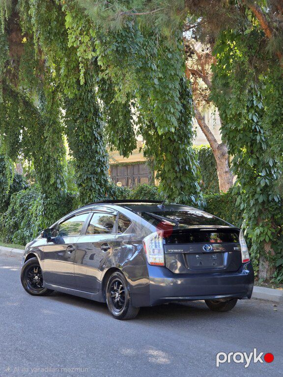Toyota Prius, 1.8 L, 1.3 kWh, 2010 il, 384 000 km — Avtomobillər, Bakı (5)