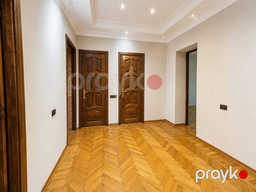 Satılır 4 otaqlı köhnə tikili 100 m² — Mənzil, Bakı (8)